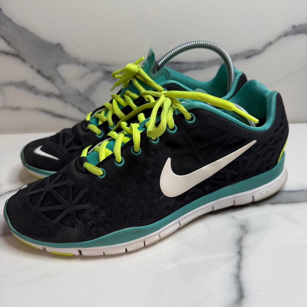 Nike Women's Black Free TR Fit 3 Sneakers Sz 9 Athlete Running Gym Casual - Picture 4 of 8